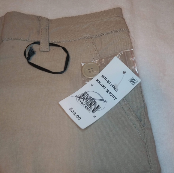 Dollhouse Khaki Short Shorts Size 5 NWT - Picture 6 of 6